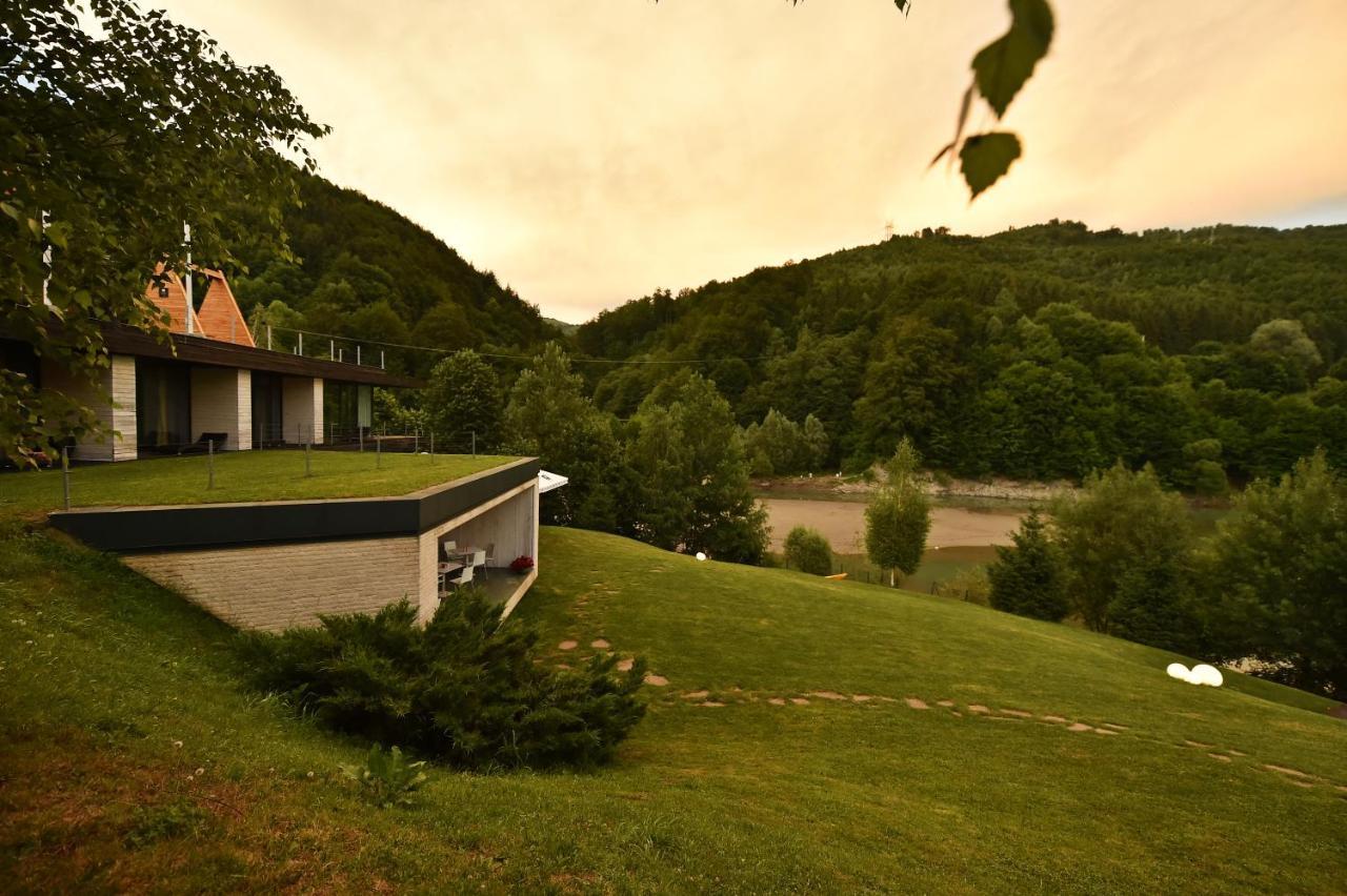 Pensiunea Atra Doftana Tesila Exterior photo